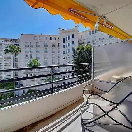 Lumineux Terrasse, Rouaze-martinez Carlton A0b132 * קאן