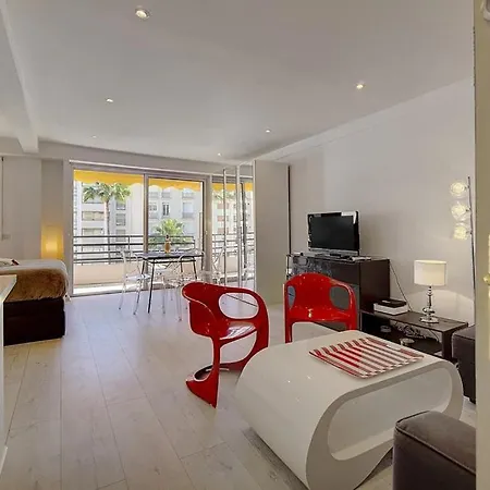 Lumineux Terrasse, Rouaze-martinez Carlton A0b132 *