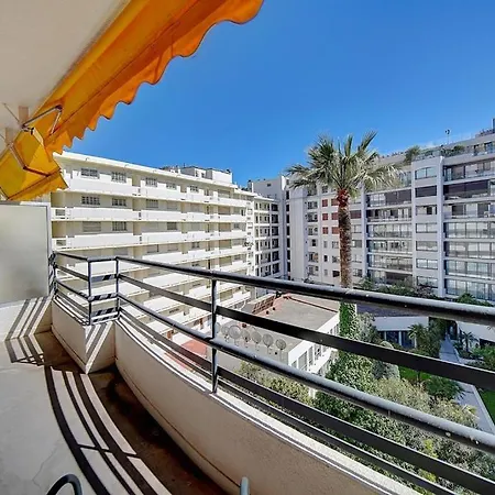 Lumineux Terrasse, Rouaze-martinez Carlton A0b132 *